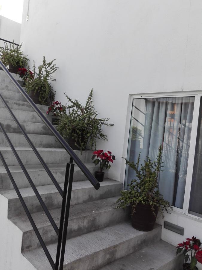 מונטריי Mv Suites מראה חיצוני תמונה