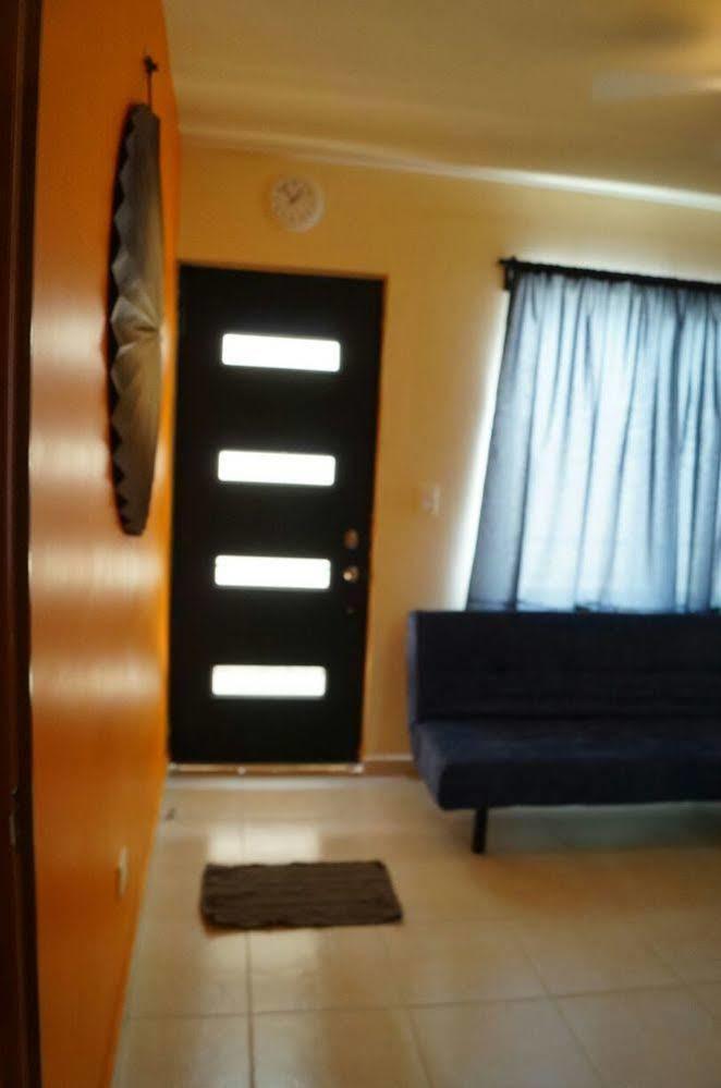 מונטריי Mv Suites מראה חיצוני תמונה