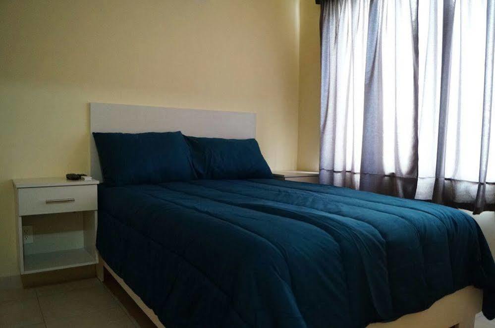 מונטריי Mv Suites מראה חיצוני תמונה