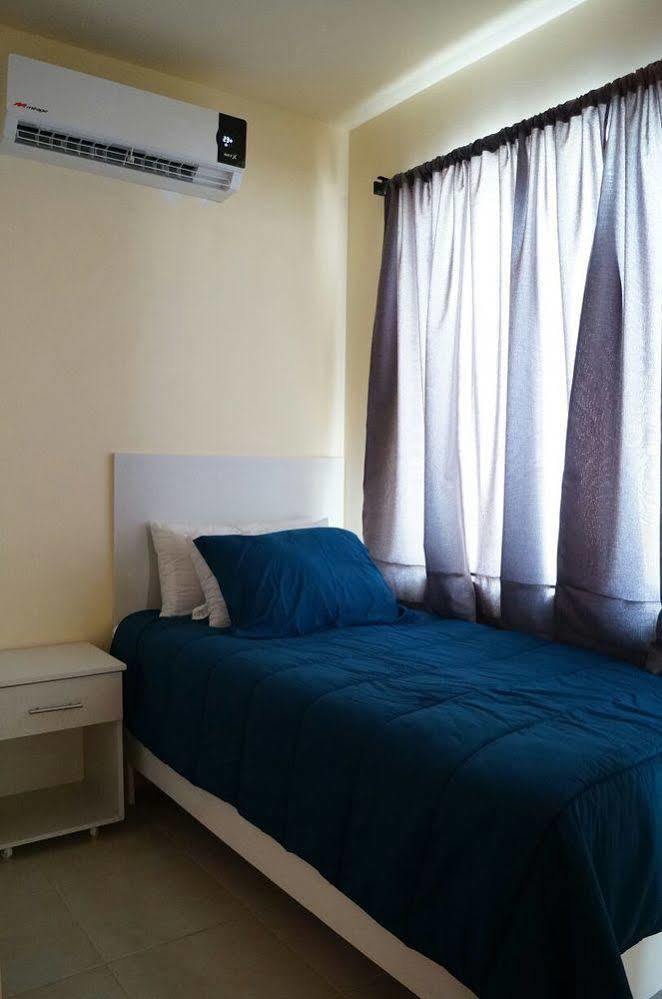 מונטריי Mv Suites מראה חיצוני תמונה