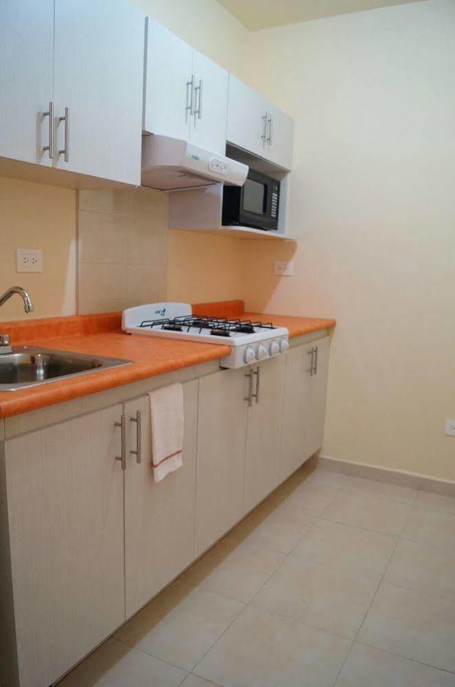 מונטריי Mv Suites מראה חיצוני תמונה